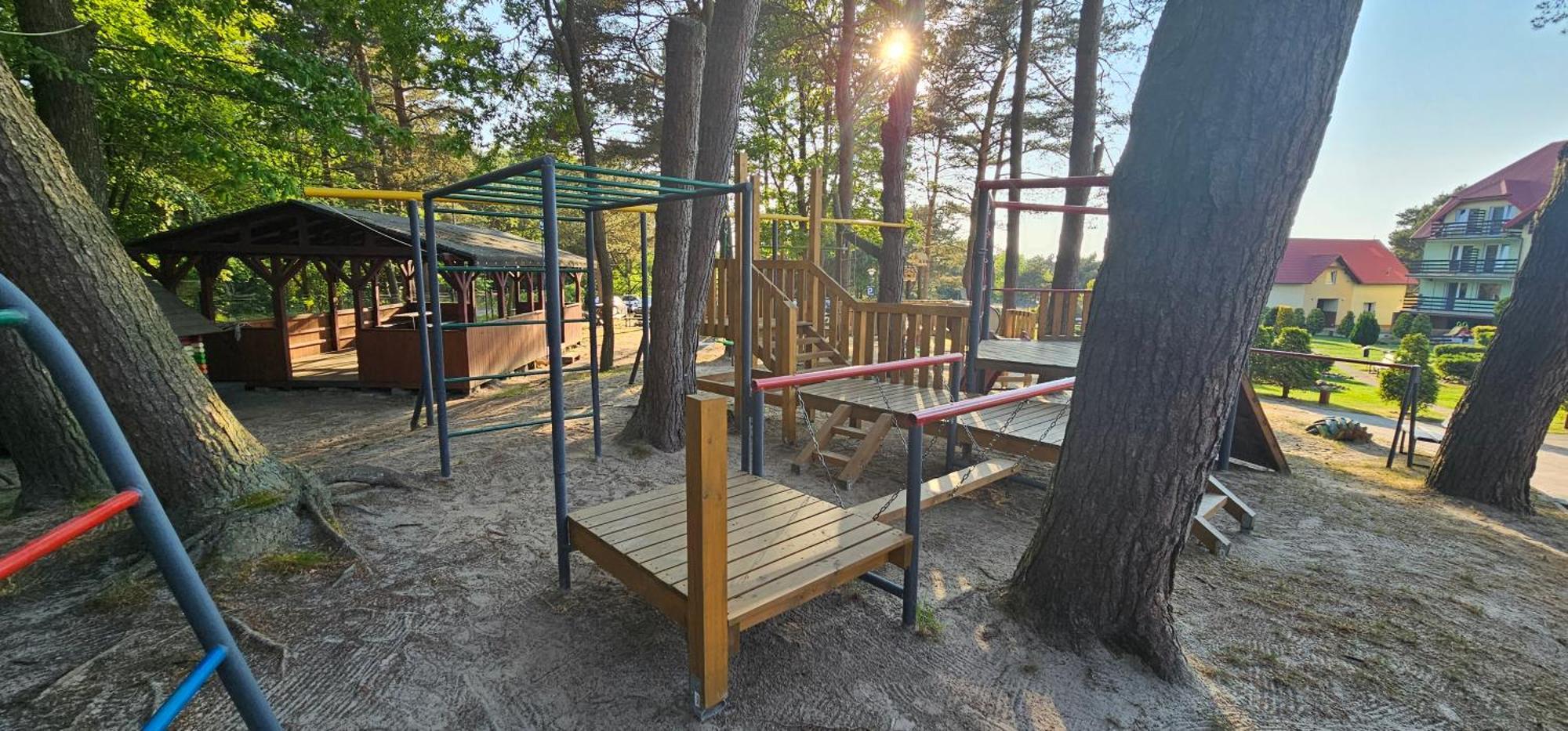 Pokoje Goscinne Maj - Rozewie Jastrzebia Gora Exterior photo