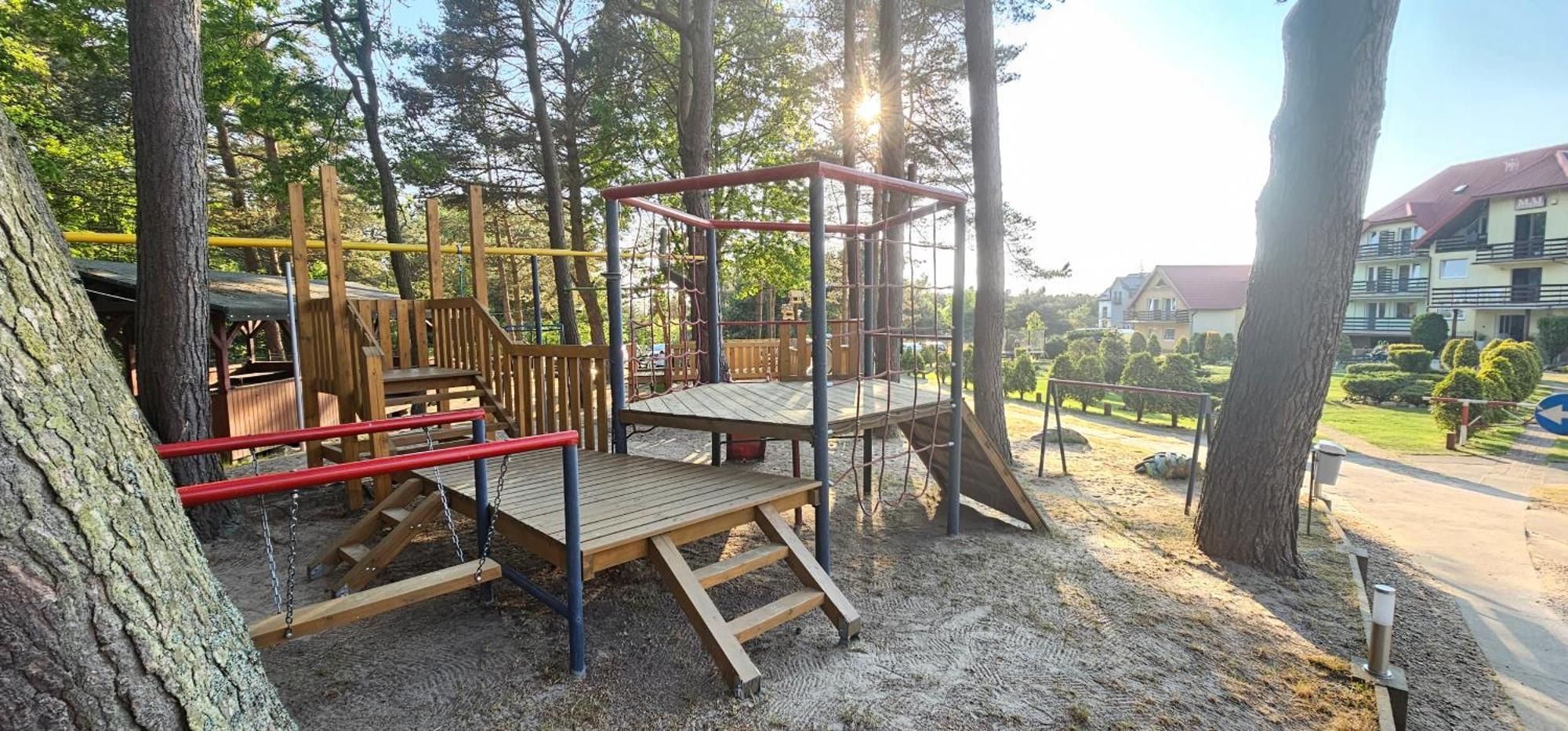 Pokoje Goscinne Maj - Rozewie Jastrzebia Gora Exterior photo
